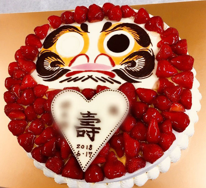 だるまのウエディングケーキ 萃香園ホテルブログ